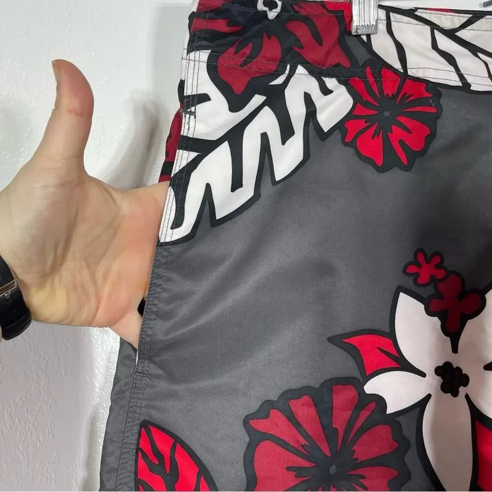 Vintage No Boundaries Floral Swim Trunks. Size 40. Velcro Closures!